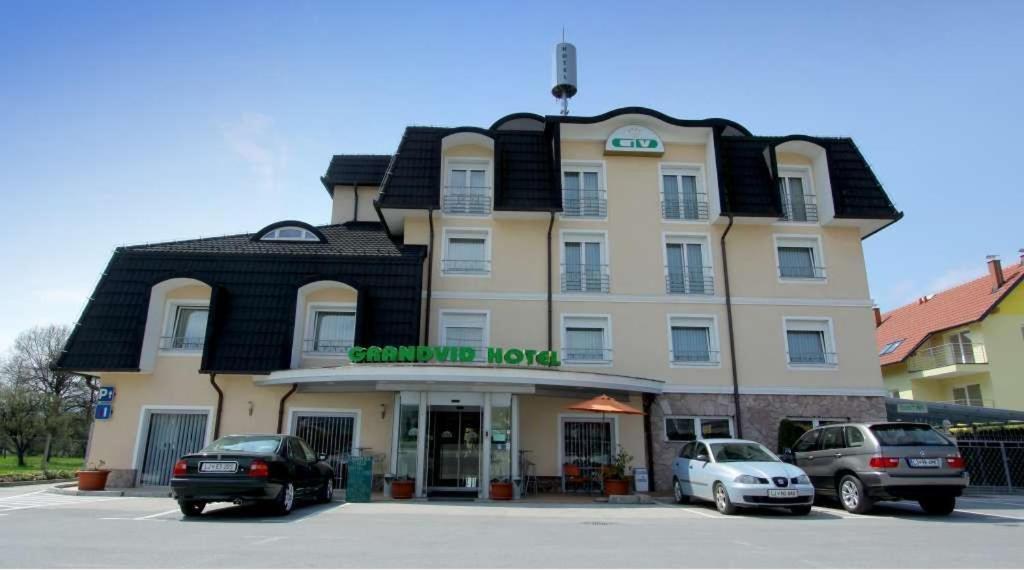 Grandvid Hotel Škofljica 외부 사진